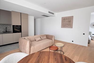 Apartament cu 4 camere semidecomandat, mobilat în Herăstrău