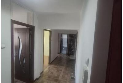 Apartament 3 camere cu parcare si boxa zona Spitalul Judetean - 11