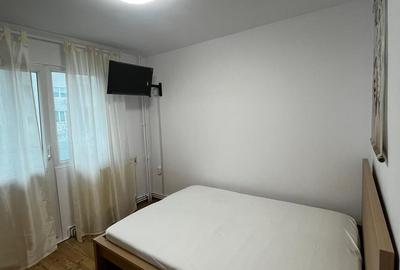 Apartament 2 camere Vitan, centrală proprie, mobilat complet, etaj 3 - 3