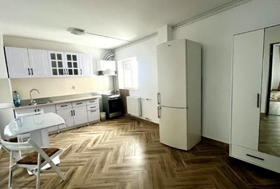 Apartament cu 2 camere semidecomandat, mobilat în Berceni