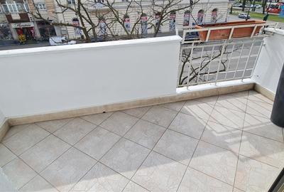 Apartament cu 2 camere decomandat, mobilat în Ultracentral