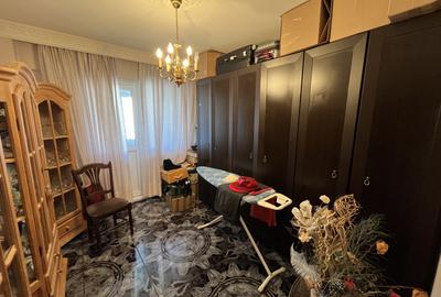 Fasleza nord, str Unirii, apartament cu 4 camere, decomandat, et 3/4! - 5