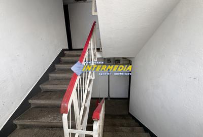 Apartament cu 2 camere decomandat în Cetate