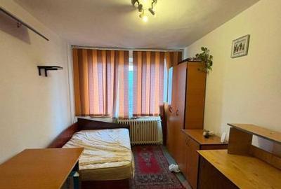 Apartament cu 2 camere decomandat în 1 Decembrie 1918