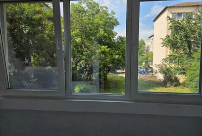 Spitalul Județean | 3 Camere Decomandate | Etaj 1 | Centrală Proprie | Renovat - 4