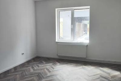Spatiu in Vila de inchiriat , zona Centrala , 300 mp, 7 Parcari - 6