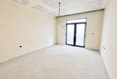 Apartament cu 2 camere, gradina, bucatarie inchisa, in Giroc - 2