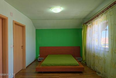 Sacalaz - Casa P+M, 139 MP, 3 Dormitoare, 3 Bai, Birou, Foisor, Iaz - 10