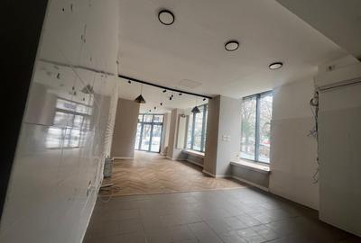 Spatiu comercial  parter, Bd Tomis, 66 mp, centrala gaz, vitrina - 19