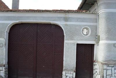 Casă cu 3 camere în Poiana Sibiului - 2