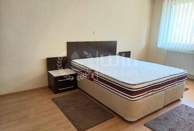 Apartament cu 2 camere semidecomandat, mobilat în Mănăștur