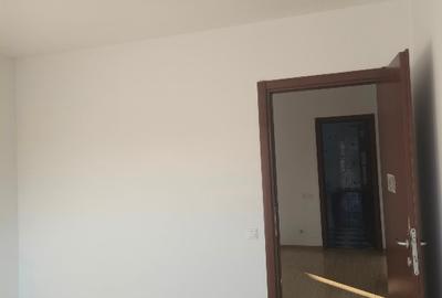 Vânzare casa cu curte si foișor, intr un mini cartier rezidențial - 1