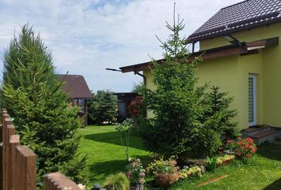 Casă individuală cu 5 camere în Mărișel