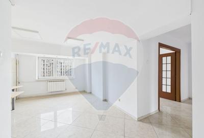 Apartament premium cu 3 camere - Rond Piata Alba Iulia - 16