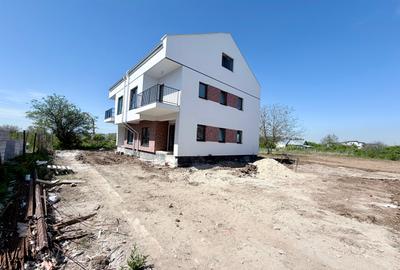 Casa noua P+1+M 6 cam. Util 164mp. Teren 250mp - 1