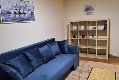 Apartament cu 3 camere decomandat, mobilat în Sub Arini