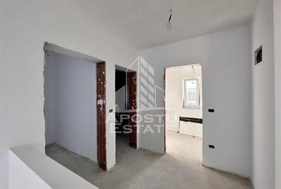 Jumatate de duplex cu 5 camere de vanzare, despartit, Dumbravita - 15