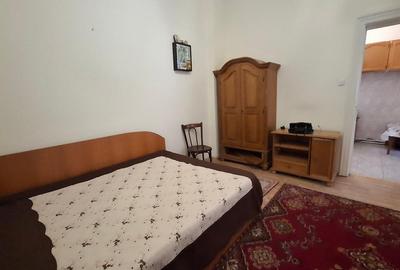 Casa caramida (zona Tomis II) - 3 camere + teren 176 mp - 4