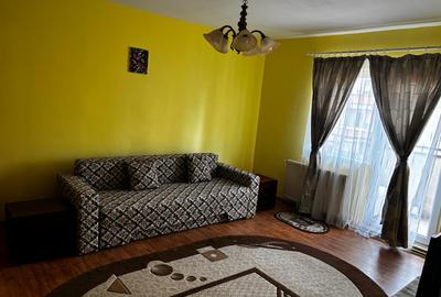 Garsoniera b-dul Vlahuta, decomandata, 40 mp,balcon, etaj 5/8, mobilata,utilata. - 1