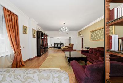 Apartament cu 3 camere, mobilat în Primăverii