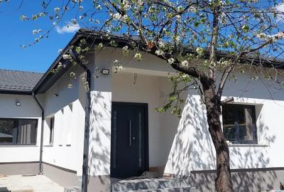 Casă individuală cu 3 camere în Militari