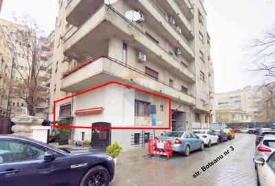 Apartament cu 3 camere semidecomandat în Universitate