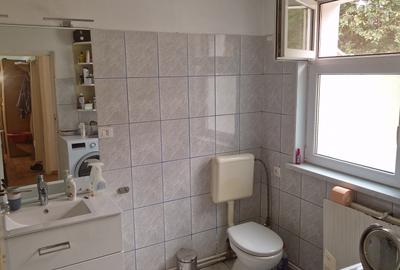 Casa vânzare zona str Lupeni - 28