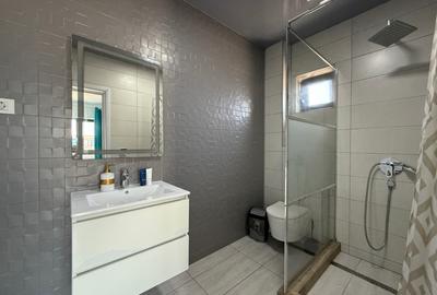 Mamaia-Sat, Vila modernă, mobilata si utilata complet, 15 camere - 23