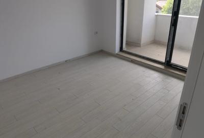 Tomis Plus apartament 2 camere bucatarie separata la cheie etaj 3 - 7