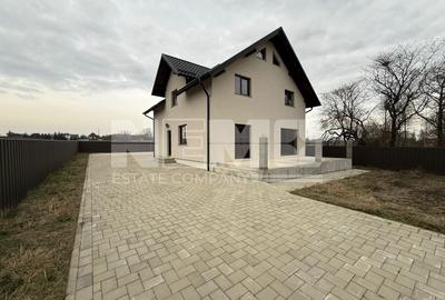 CASA DE VANZARE | 155.00 EURO | 200MP UTILI | 2500 MP TEREN | - 1