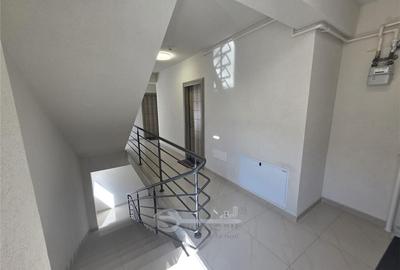 Apartament 3 camere - 2 bai - Popas Pacurari - 100metri de strada - 10