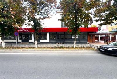VANZARE CLADIRE CU RESTAURANT UTILAT COMPLET PLUS SPATIU COMERCIAL - 3