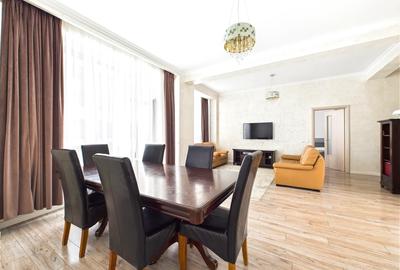 Apartament 3 camere | Modern | 163 MP | Zona Damaroaia - 2