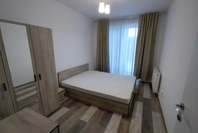 Apartament cu 2 camere, mobilat în Central