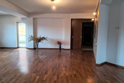 Clădire ideală clinică medicală / birouri / sediu firmă - 2