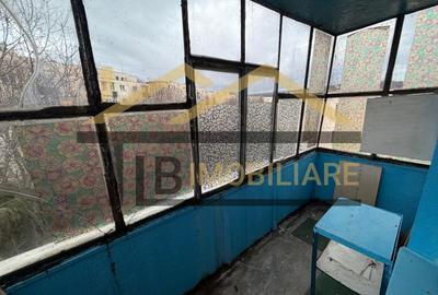 Apartament de 2 camere,  decomandat, 52.5mp, zona Diamant - 12