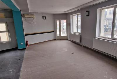 Resita Central Sp.Comercial 415 mp.Comision ZERO Cumparator - 5