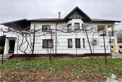 Casă individuală cu 7 camere în Braniștea