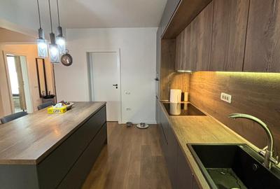 Casă individuală cu 6 camere în Berceni