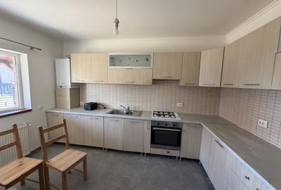 Domnești, casa pe parter, 400mp, 117mp utili, 3 camere, mobilată și utilată - 6
