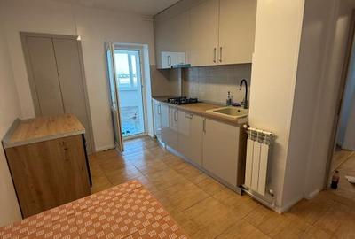 Inchiriez Apartament 3 camere - 6