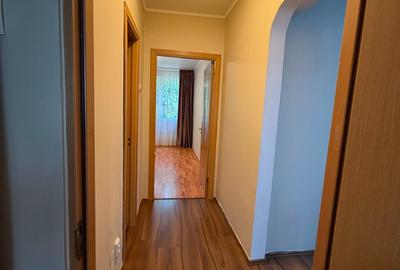 Inchiriere apartament 3 camere Câmpia Libertății 40,la 10 min metrou Muncii - 24