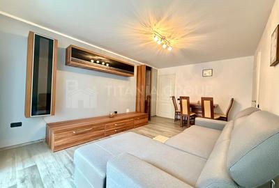 Apartament cu 3 camere, 2 bai  - zona Tractorul - 1