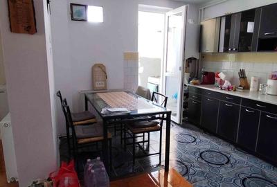 Apartament 3 camere decomandat - 3