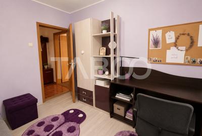 Apartament cu 2 camere decomandat, mobilat în Central