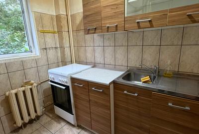 Garsoniera intre Lujerului si Gorjului, etaj 2, balcon, libera - 4