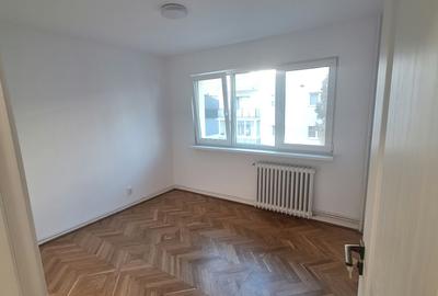 Apartament de vanzare cu 3 camere– Grigorescu, Str. Ștefan Mora - 3