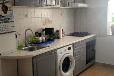 2 CAMERE  - DECOMANDAT - ETAJ 1 - zona BRANCOVEANU - 7