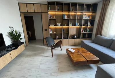 Apartament cu 3 camere semidecomandat, mobilat în Semicentral