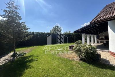 Casă individuală cu 5 camere în Sânmihaiu Român